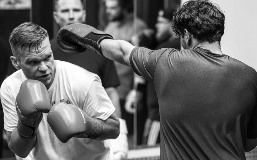 dave slips a jab